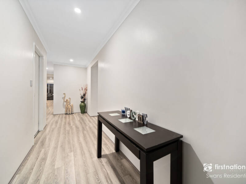 12 Ridsdale Road, ELLENBROOK, WA 6069 AUS