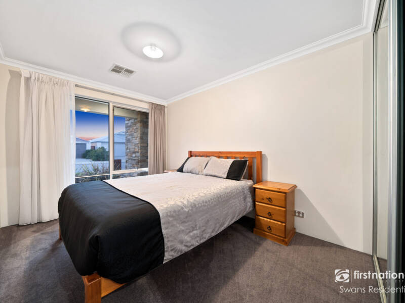 12 Ridsdale Road, ELLENBROOK, WA 6069 AUS