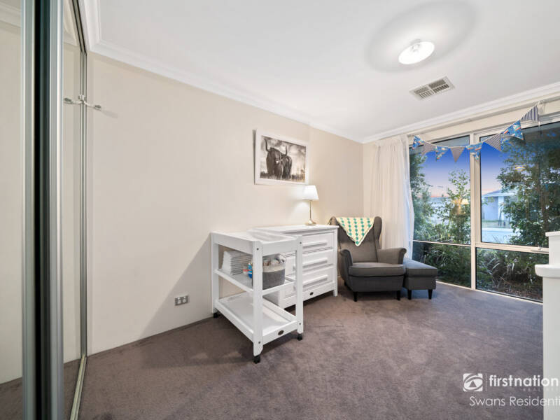 12 Ridsdale Road, ELLENBROOK, WA 6069 AUS