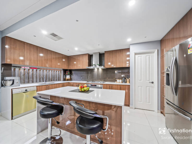 27 Anderton Street, ELLENBROOK, WA 6069 AUS