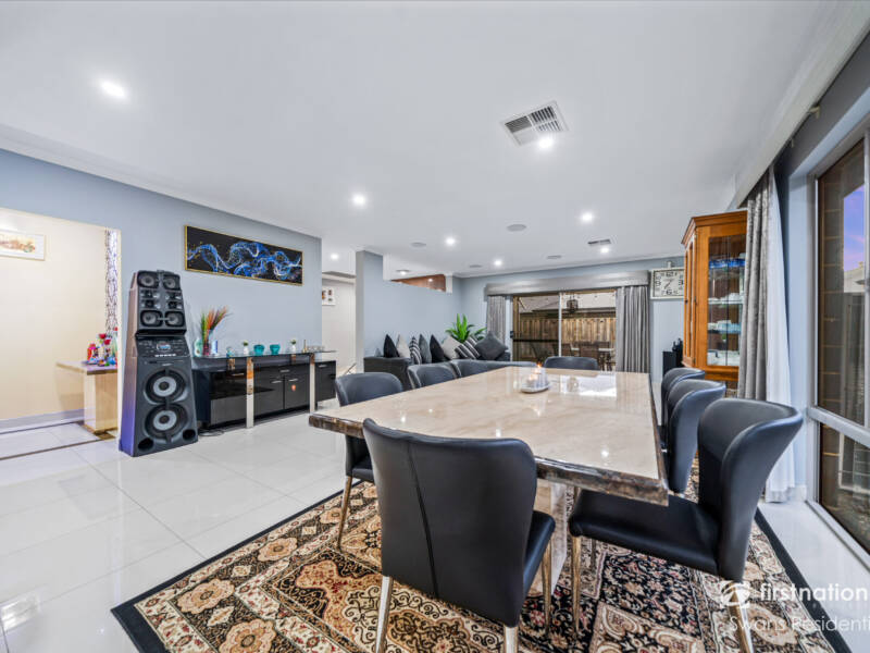 27 Anderton Street, ELLENBROOK, WA 6069 AUS