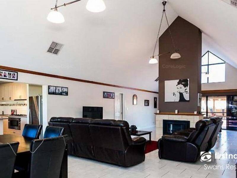 19 Woburn Park Avenue, ELLENBROOK, WA 6069 AUS