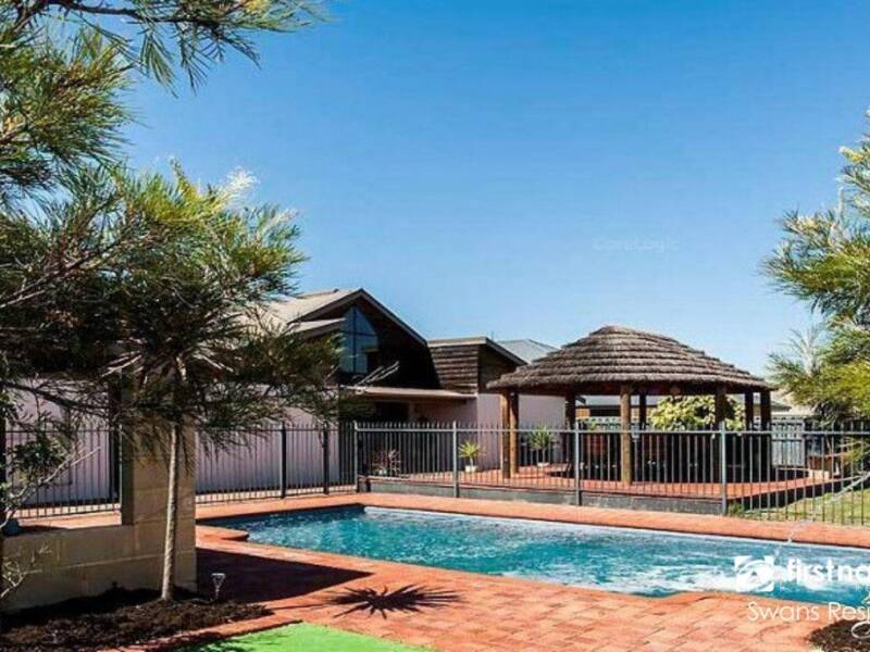 19 Woburn Park Avenue, ELLENBROOK, WA 6069 AUS