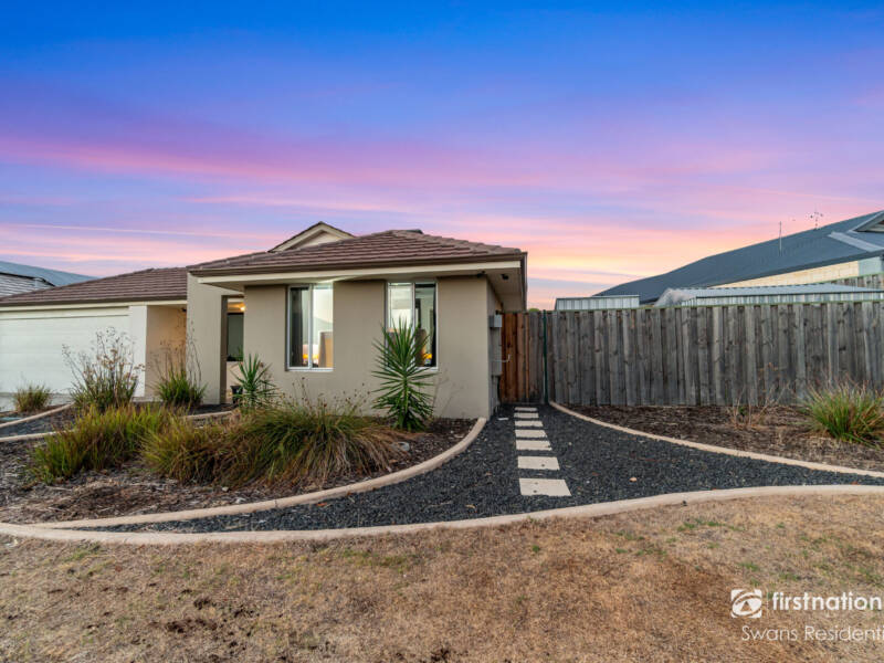 16 Warrego Outlook, ELLENBROOK, WA 6069 AUS