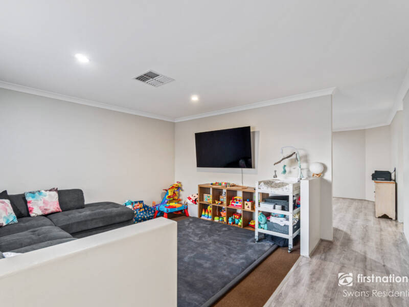 16 Warrego Outlook, ELLENBROOK, WA 6069 AUS
