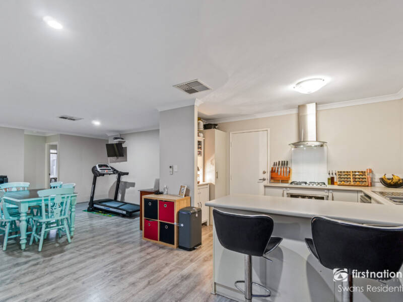 16 Warrego Outlook, ELLENBROOK, WA 6069 AUS