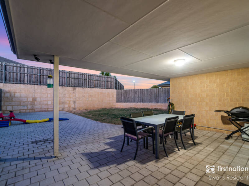 16 Warrego Outlook, ELLENBROOK, WA 6069 AUS