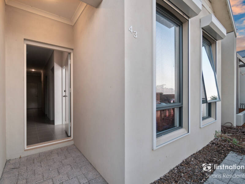 43 Grassdale Parkway, ELLENBROOK, WA 6069 AUS