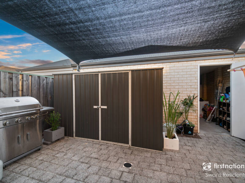 43 Grassdale Parkway, ELLENBROOK, WA 6069 AUS