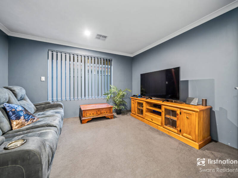 54 Cranwood Crescent, VIVEASH, WA 6056 AUS