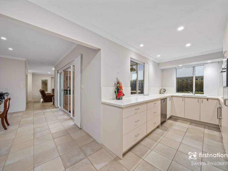 14 Elmridge Parkway, ELLENBROOK, WA 6069 AUS