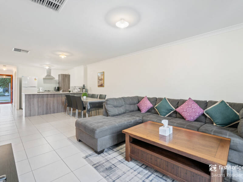7 TILBROOK RISE, ELLENBROOK, WA 6069 AUS