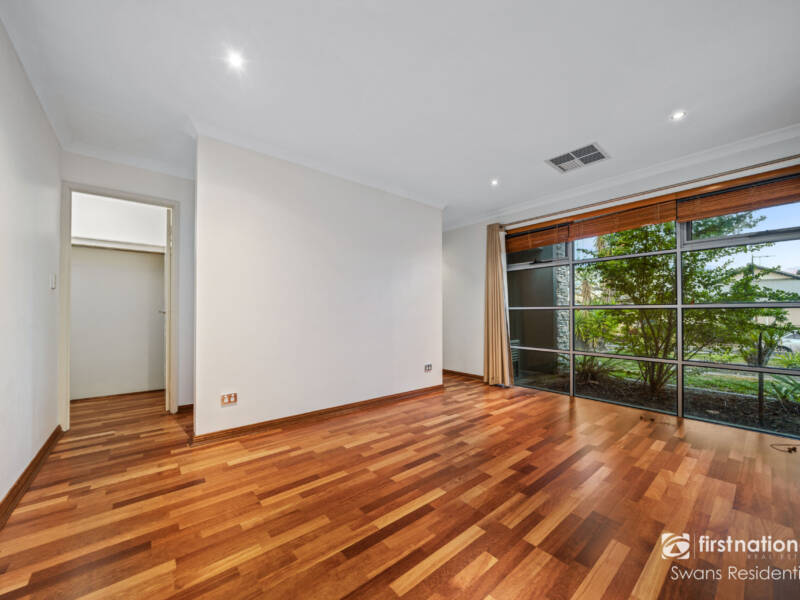 25 Kyneton Parkway, AVELEY, WA 6069 AUS