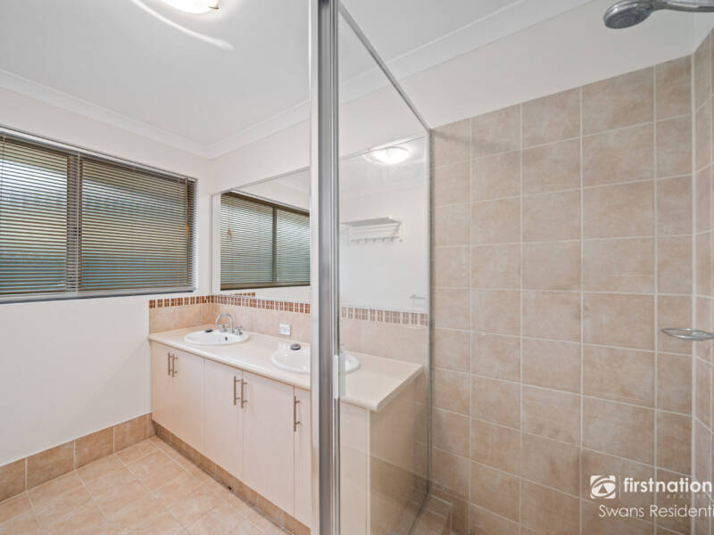25 Kyneton Parkway, AVELEY, WA 6069 AUS