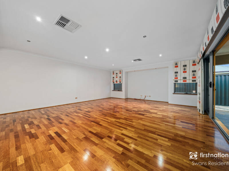 25 Kyneton Parkway, AVELEY, WA 6069 AUS
