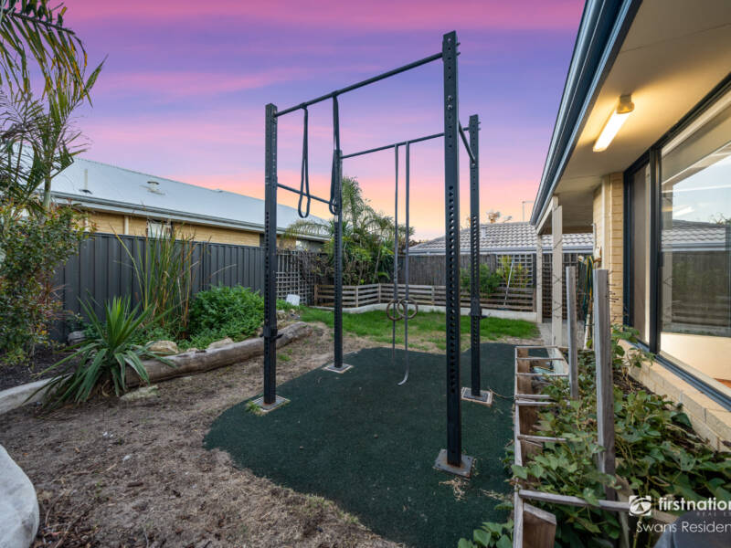 35 Alverda Parade, AVELEY, WA 6069 AUS