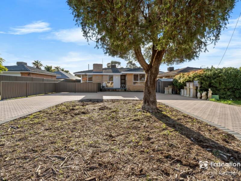 20B Burnley Street, THORNLIE, WA 6108 AUS