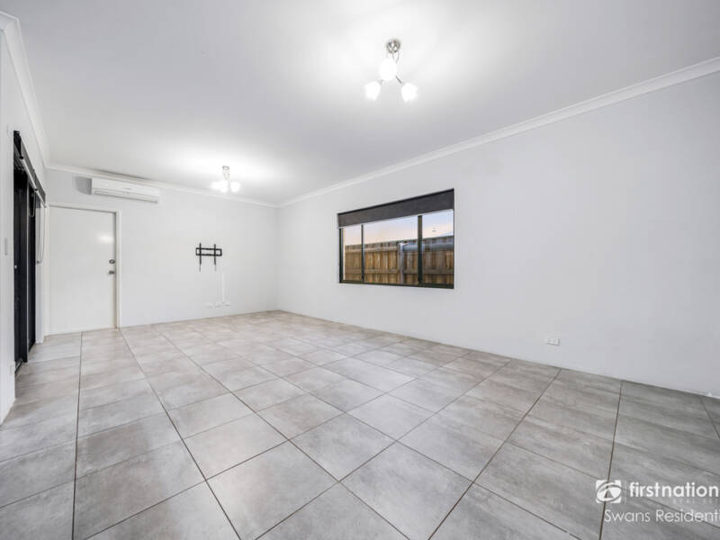 90 Cheriton Avenue, ELLENBROOK, WA 6069 AUS