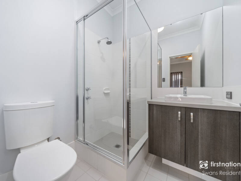 16 Kinlock Way, AVELEY, WA 6069 AUS