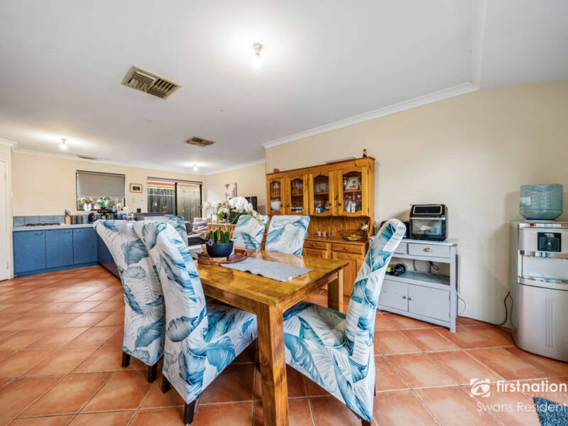 5 Karbar Pass, ELLENBROOK, WA 6069 AUS