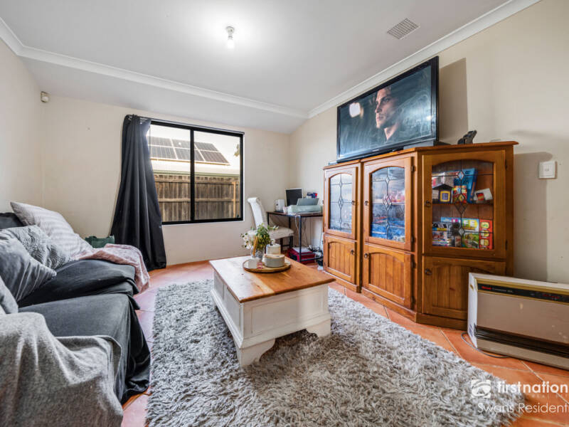 5 Karbar Pass, ELLENBROOK, WA 6069 AUS