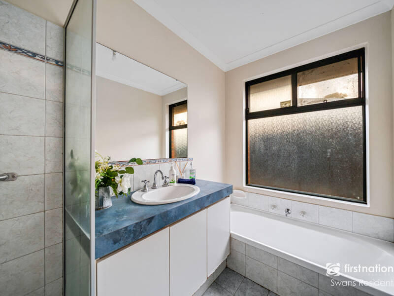 5 Karbar Pass, ELLENBROOK, WA 6069 AUS