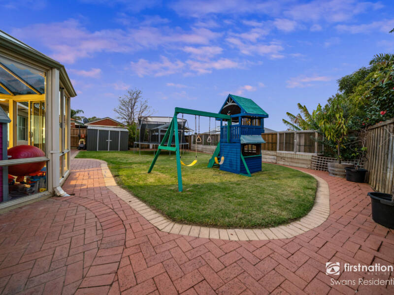2 Lookout Circle, ELLENBROOK, WA 6069 AUS