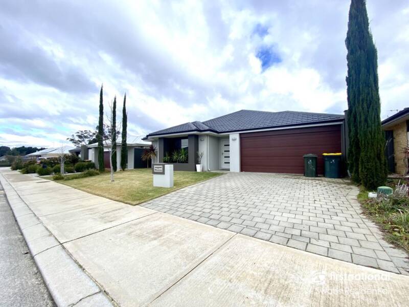 10 Torside Street, AVELEY, WA 6069 AUS