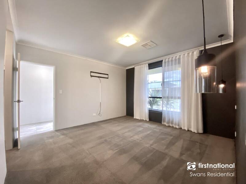 10 Torside Street, AVELEY, WA 6069 AUS