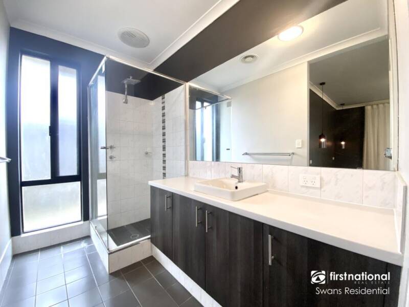 10 Torside Street, AVELEY, WA 6069 AUS