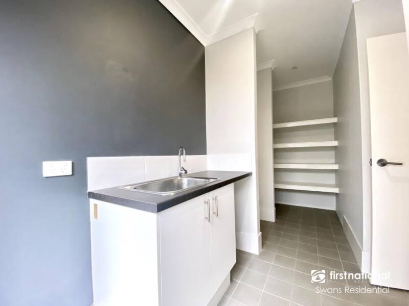 10 Torside Street, AVELEY, WA 6069 AUS