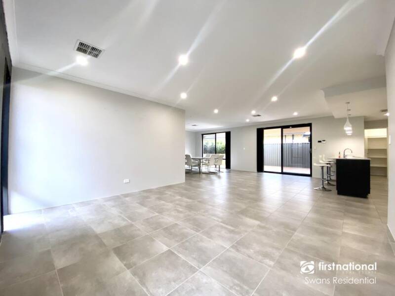 10 Torside Street, AVELEY, WA 6069 AUS