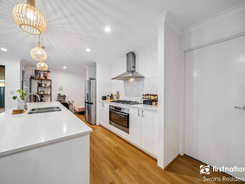 5 Stithians Avenue, AVELEY, WA 6069 AUS