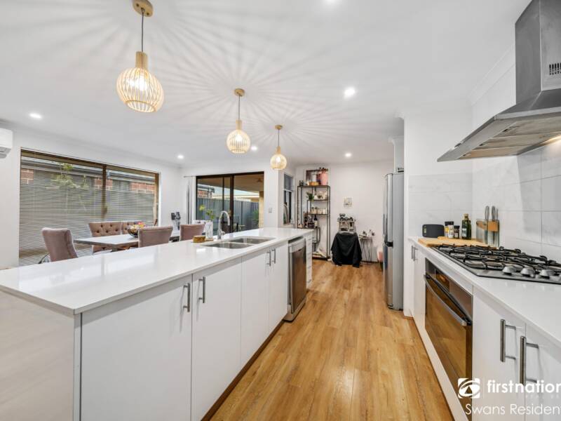 5 Stithians Avenue, AVELEY, WA 6069 AUS