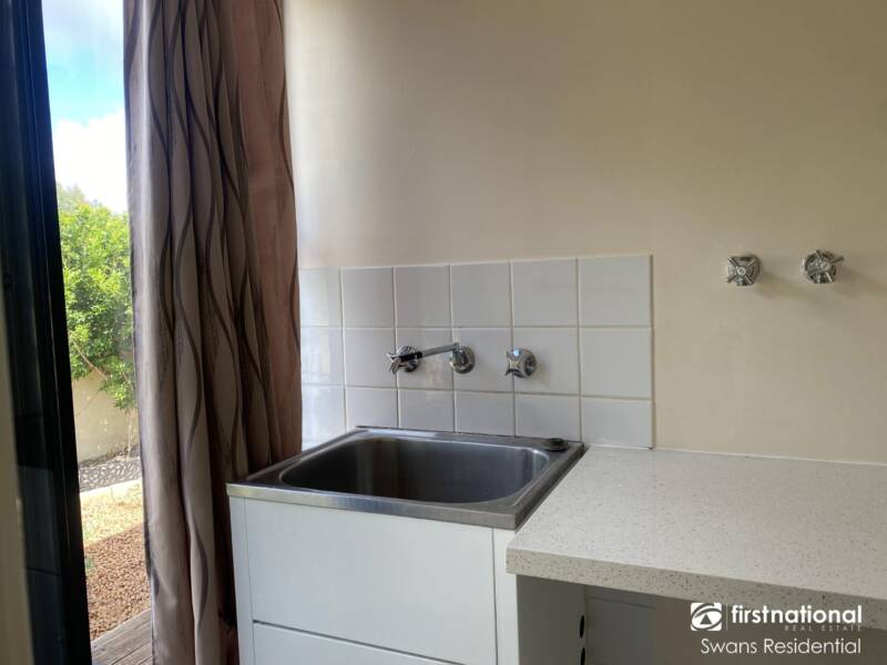 83 Larrawa Circle, ELLENBROOK, WA 6069 AUS