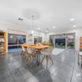 32 Wistow Drive, AVELEY, WA 6069 AUS