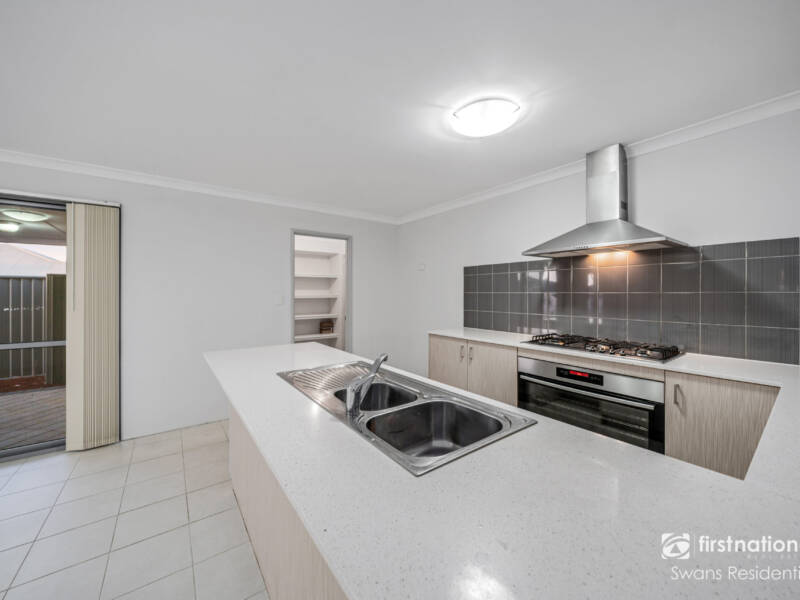 29 Fulvous Loop, EGLINTON, WA 6034 AUS