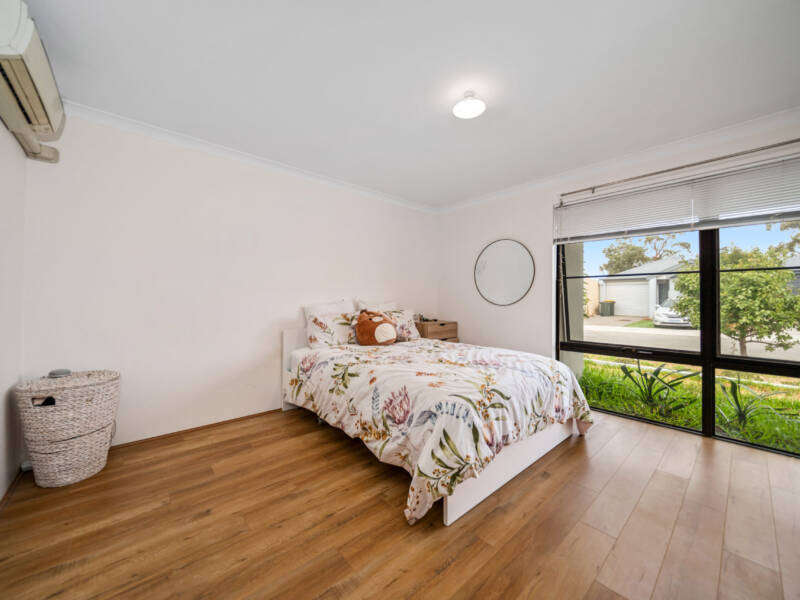 5 Stithians Avenue, AVELEY, WA 6069 AUS