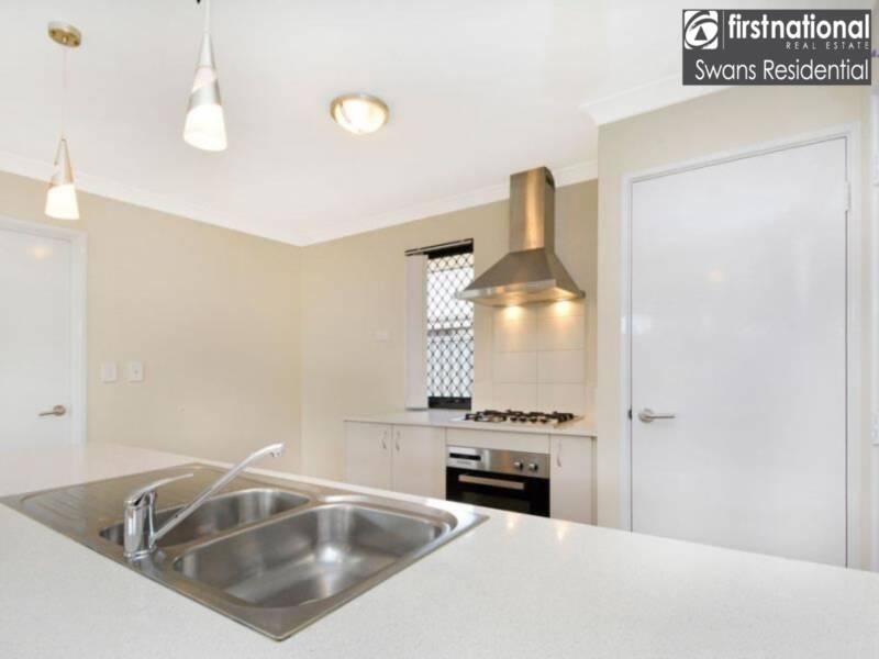 25 Verbana Drive, AVELEY, WA 6069 AUS