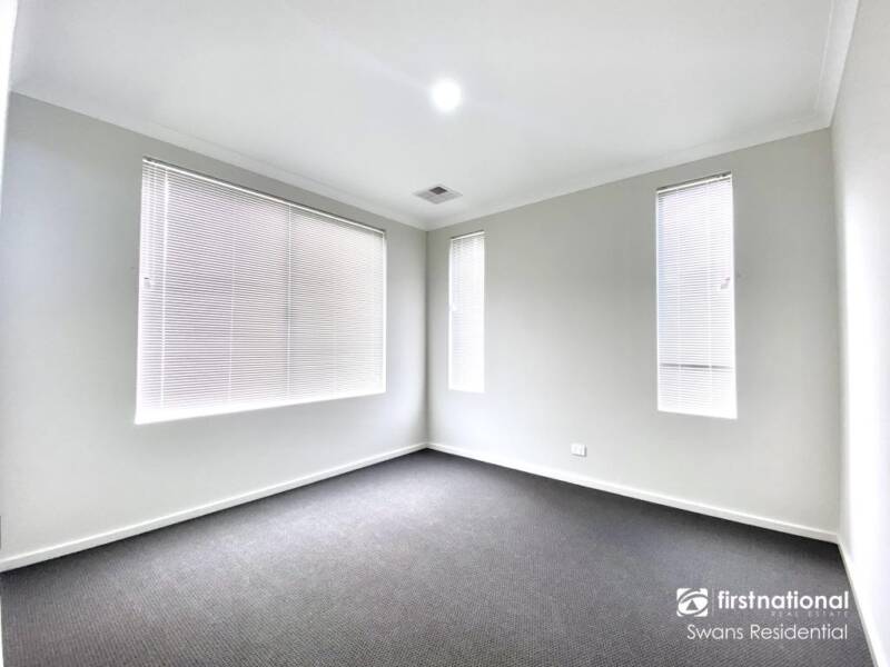 64 Strinesdale Boulevard, AVELEY, WA 6069 AUS