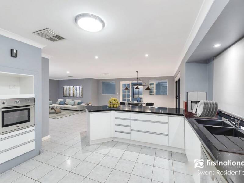 27 Ridley Street, AVELEY, WA 6069 AUS