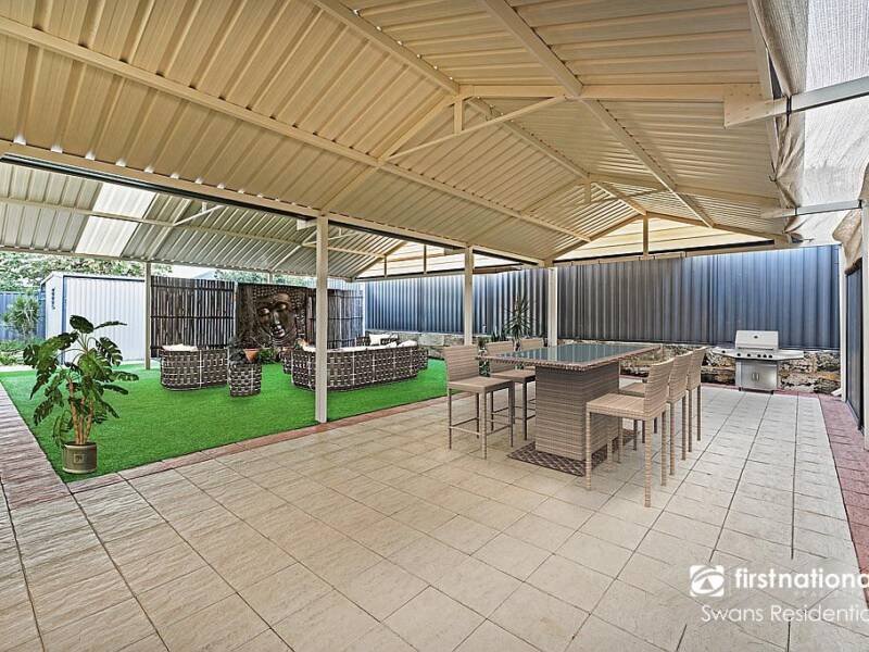 27 Ridley Street, AVELEY, WA 6069 AUS