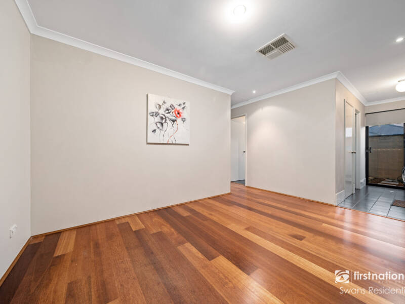 ELLENBROOK, WA 6069 AUS