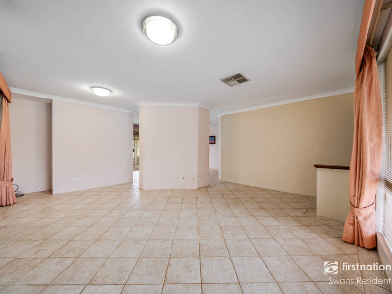 18 Lancer Way, ALEXANDER HEIGHTS, WA 6064 AUS