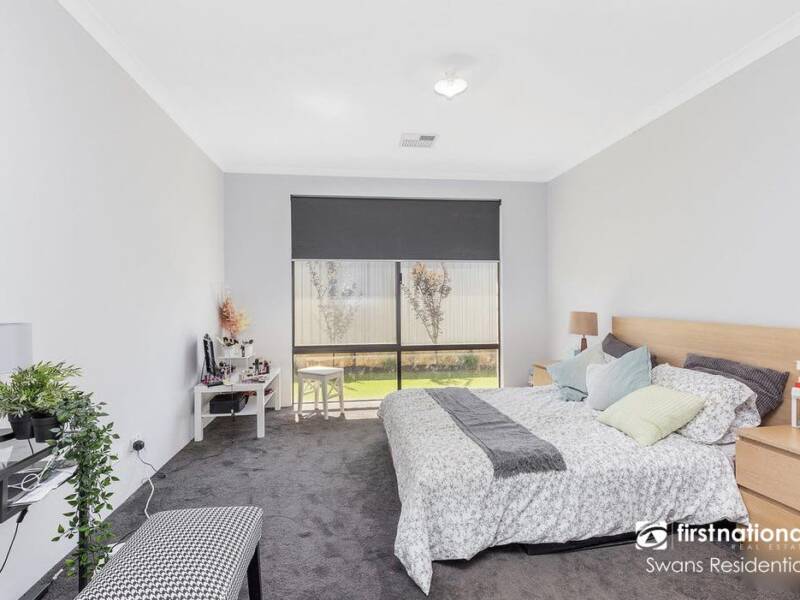 15 Cardross Street, BRABHAM, WA 6055 AUS