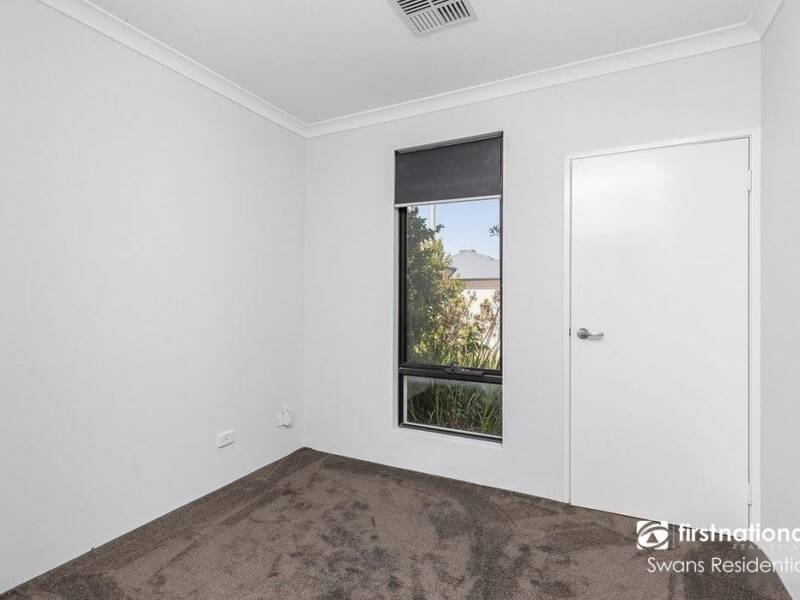 15 Cardross Street, BRABHAM, WA 6055 AUS