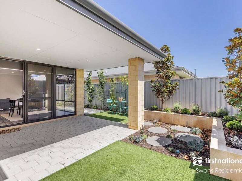 15 Cardross Street, BRABHAM, WA 6055 AUS