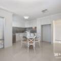 11/89 Redstone Trail, ELLENBROOK, WA 6069 AUS
