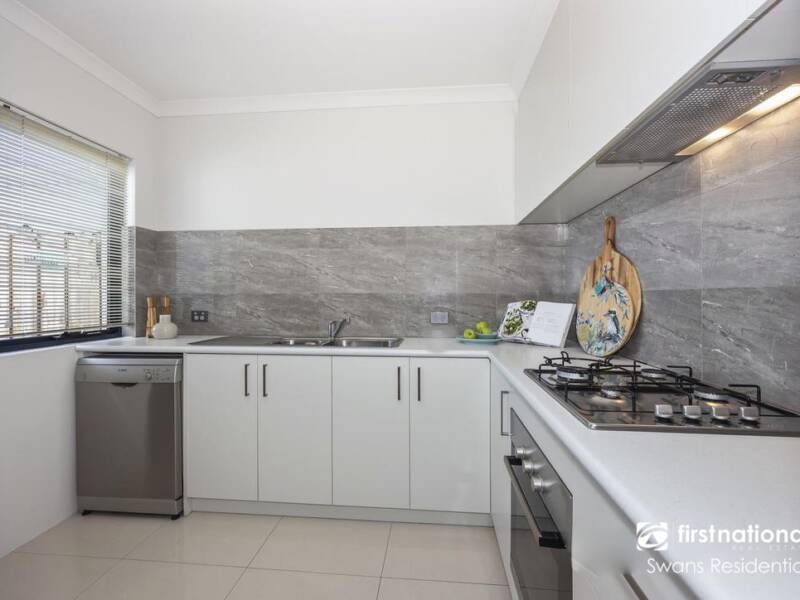 11/89 Redstone Trail, ELLENBROOK, WA 6069 AUS