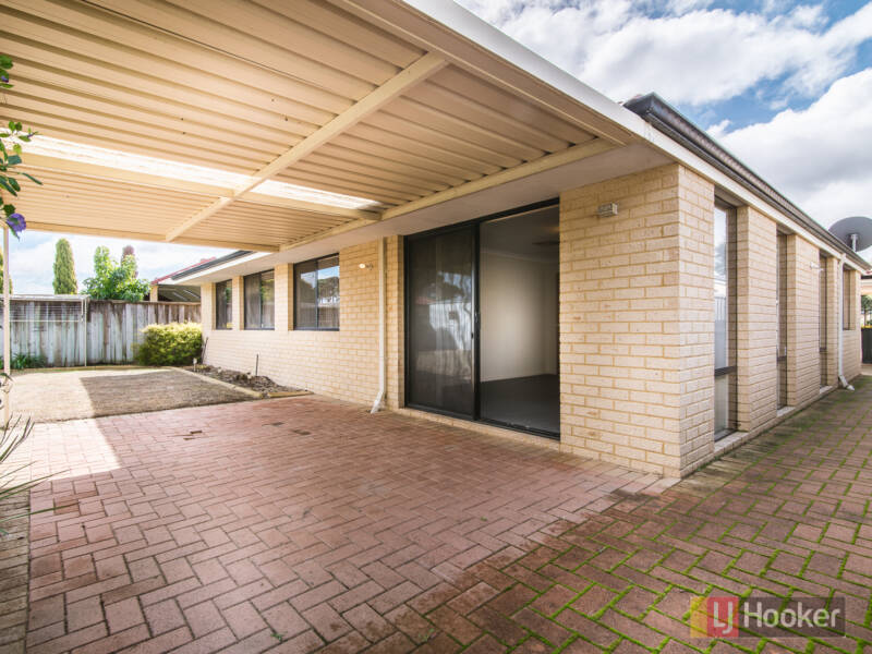 32 Rossini Circle, ELLENBROOK, WA 6069 AUS